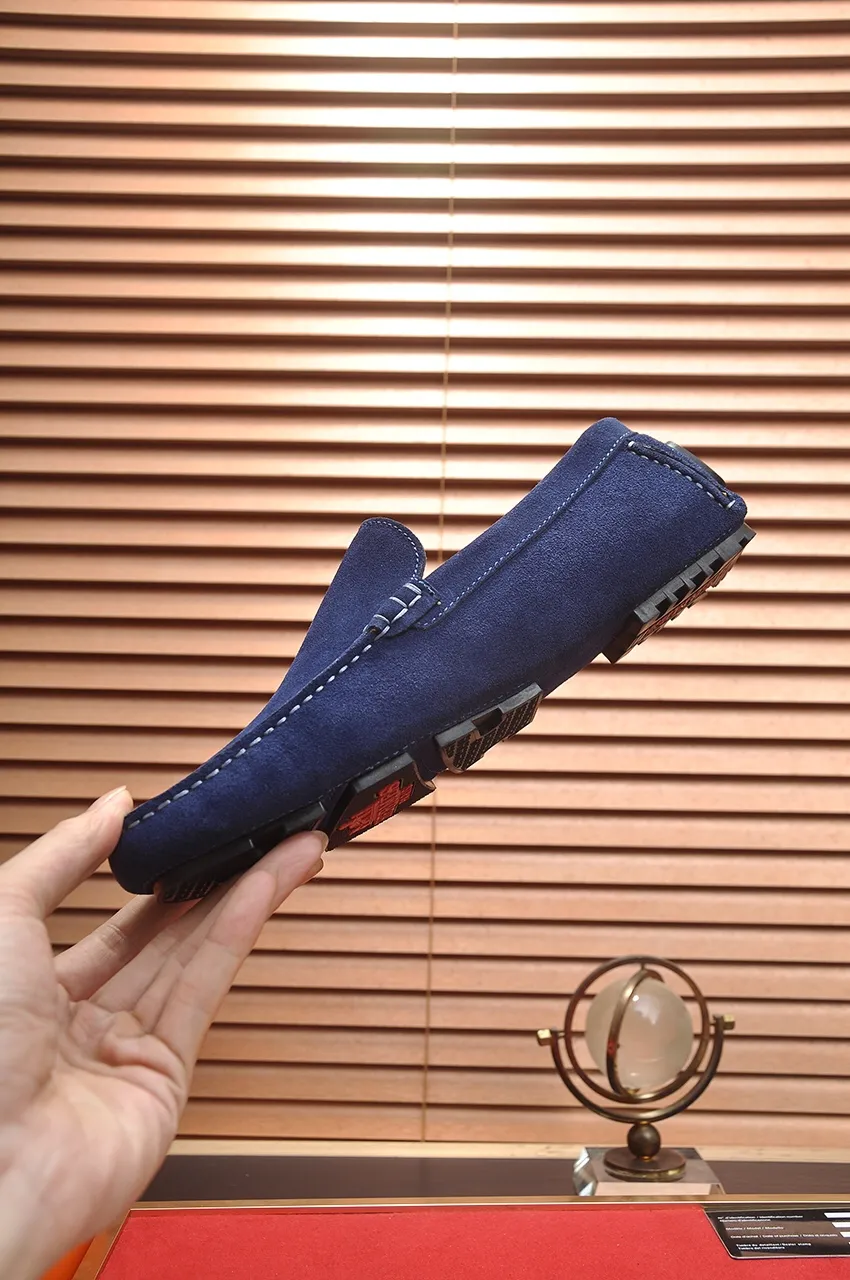 Men's shoes 💰420💶 Product trademark: Hermès "Hermès" beanie shoes. Regular size: 38-45 (45 customized, non-returnable). Product material: Selected first-layer calfskin upper + cowhide lining. Strong three-dimensional visual effect, original rubber outsole Color: 3⃣️colors available